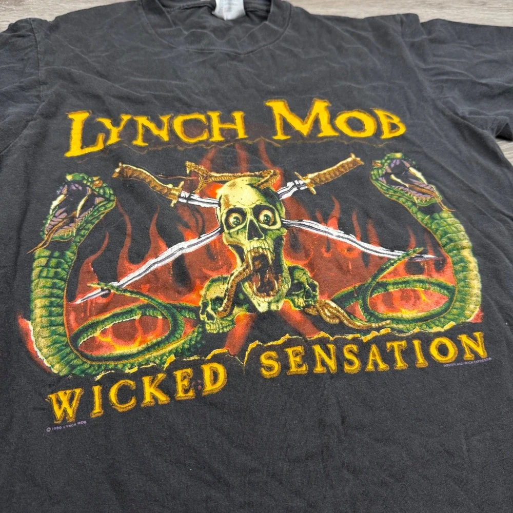Hanes Mens T-Shirt Lynch Mob Wicked Sensation Tour 1990 Vintage Black Medium